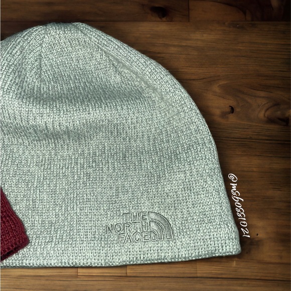 The Northface Unisex Beanie in Black OR Green OR Blue OR Grey OR Burgundy NEW - Picture 5 of 7